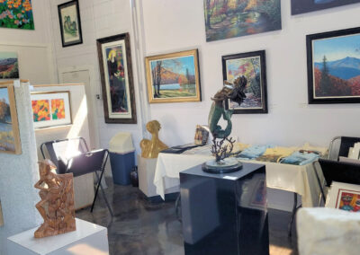 The Art Gallery on 211 Luray VA Open